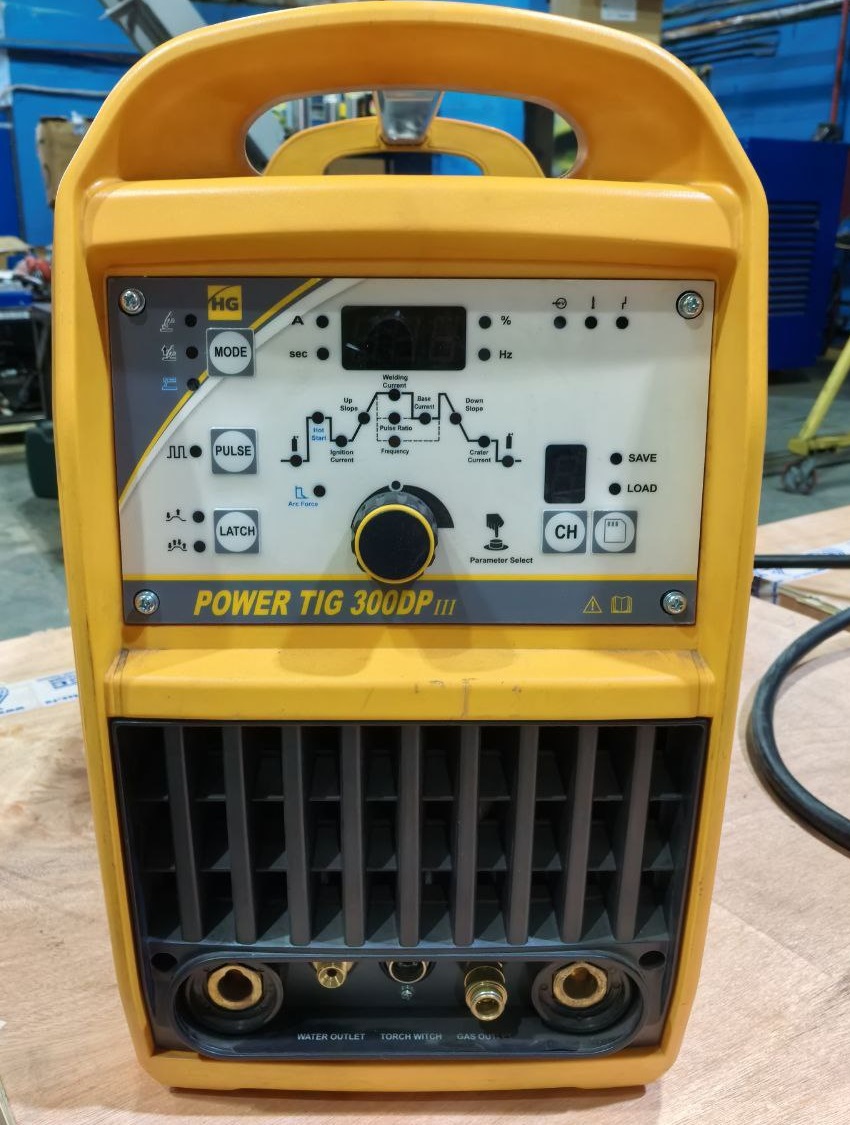 картинка Аппарат аргонодуговой сварки HUGONG POWER TIG 300DP III уценка